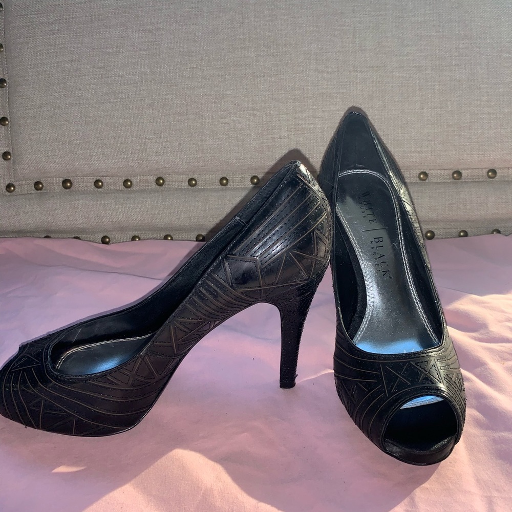 WHBM Black Open toe Pump with design